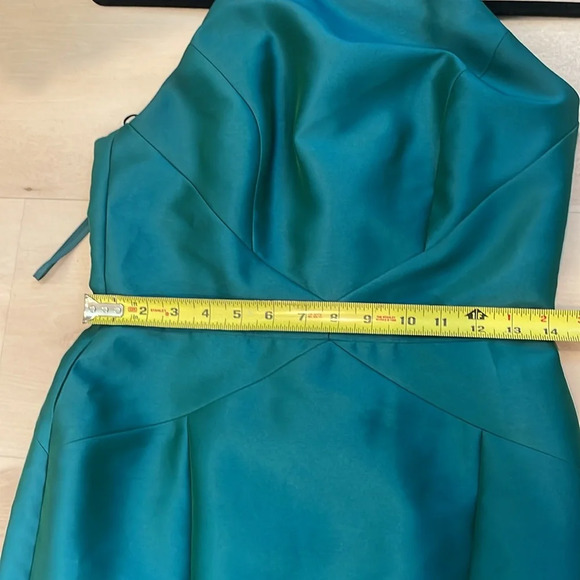 Embellished Theia Ball Formal Gown - Picture 16 of 17